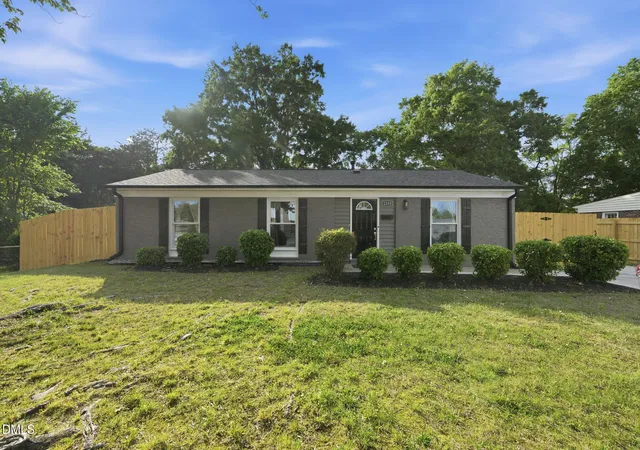 Photo 1 of Sale Pending at 1230 Melrose Dr, Burlington, NC 27217 | MLS# 10164024 | Listing updated on 2026-07-18