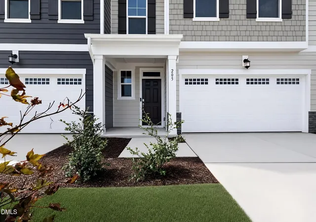 Photo 3 of Sale Pending at 205 Carolina Springs Blvd, Apex, NC 27539 | MLS# 10163187 | Listing updated on 2026-09-15