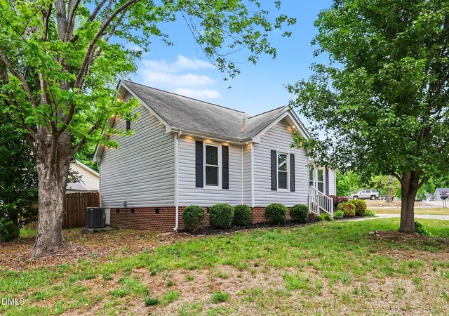 Photo 3 of Single family home for sale at 4125 Lodge Allen Ct, Raleigh, NC 27616 | MLS# 10164252 | Listing updated on 2026-10-09