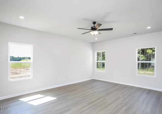 4th image of 210 Poblano Dr, Oxford, NC 27565 | MLS# 10163208