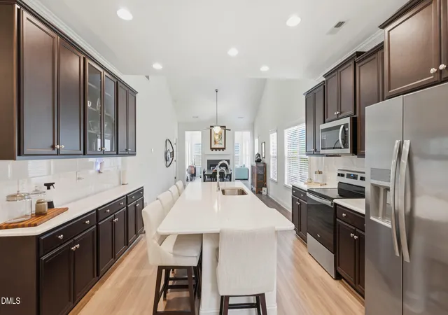 Photo 3 of Townhouse for sale at 978 Bonanza Ln, Mebane, NC 27302 | MLS# 10164670 | Listing updated on 2026-10-02
