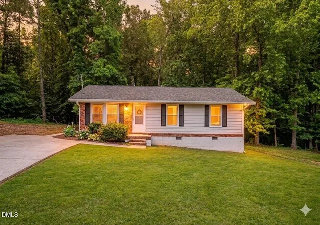 Photo 3 of Single Family Residence at 701 Justice Hts St, Apex, NC 27502 | MLS# 10165617 | | Sold on 2026-07-07