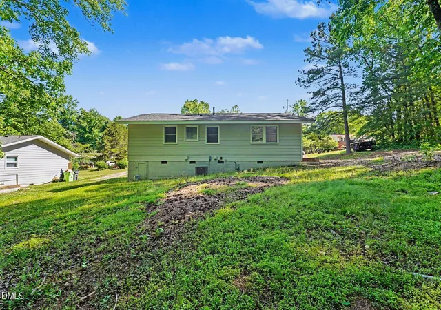 Photo 4 of Single Family Residence at 701 Justice Hts St, Apex, NC 27502 | MLS# 10165617 | | Sold on 2026-07-07