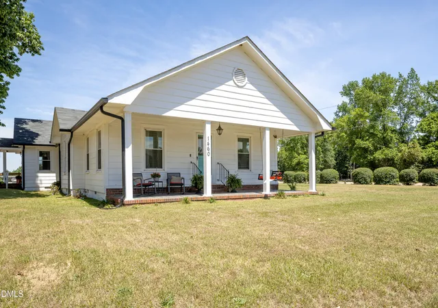 Homes for sale in Godwin, NC | 1460 Wrench Rd, Godwin, NC 28344 | MLS# 10163284