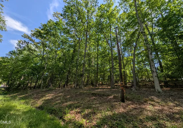 Photo 3 of Sale Pending at 132 Cherokee Dr, Louisburg, NC 27549 | MLS# 10163557 | Listing updated on 2026-09-21