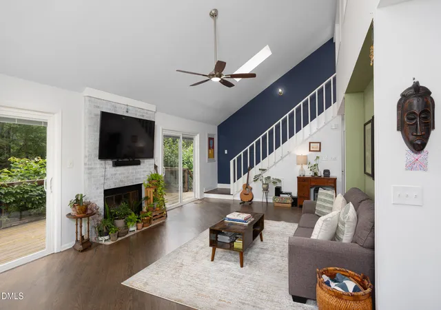 Photo 5 of Single Family Residence at 2618 Ferrand Dr, Durham, NC 27705 | MLS# 10163892 | | Sold on 2026-06-08