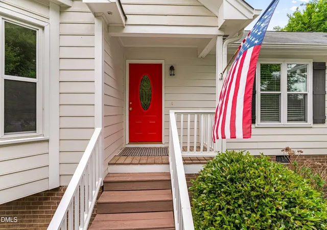 3rd image of 2829 Livery Wy, Raleigh, NC 27603 | MLS# 10164062