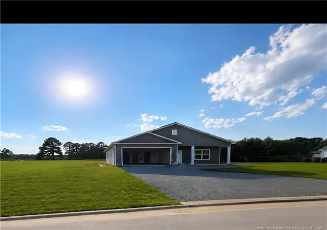 Homes for sale in Clinton, NC | 79 Evelene Wy, Clinton, NC 28328 | MLS# 761623