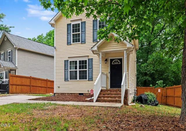 3rd image of 704 Brye St, Durham, NC 27703 | MLS# 10163590