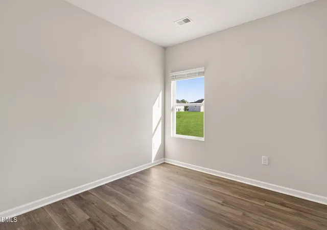Photo 4 of Single family home for sale at 120 Shiloh Woods Cir, Smithfield, NC 27577 | MLS# 10163494 | Listing updated on 2026-09-20