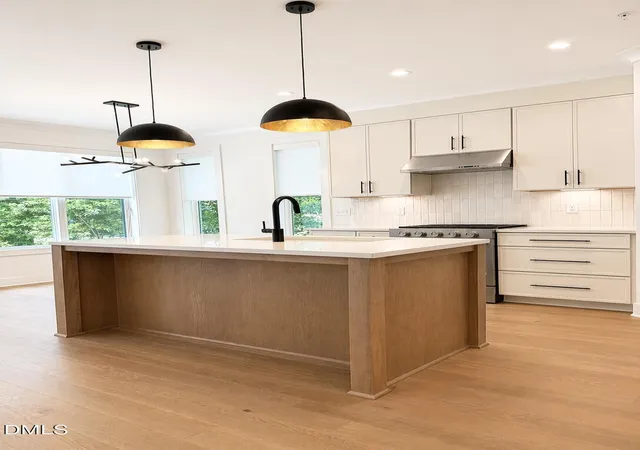 Photo 4 of Sale Pending at 813 Niantic St, Cary, NC 27511 | MLS# 10163528 | Listing updated on 2026-07-18