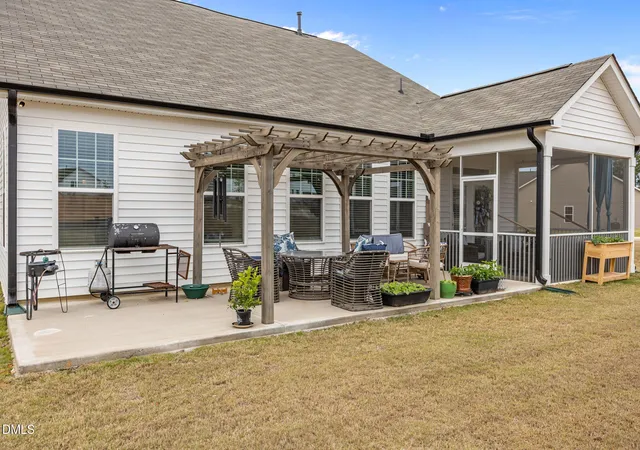 3rd image of 442 Winding Creek Dr, Lillington, NC 27546 | MLS# 10164448