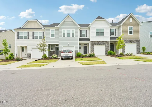 Photo 2 of Sale Pending at 1020 Pate Farm Ln, Durham, NC 27703 | MLS# 10163773 | Listing updated on 2026-07-18