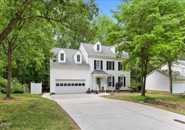 Homes for sale in Clayton, NC | 117 Cricket Hollow Run, Clayton, NC 27520 | MLS# 10163779