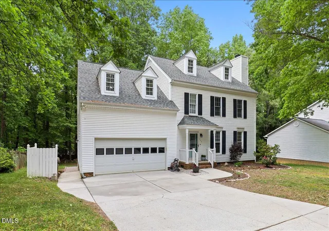 Homes for sale in Clayton, NC | 117 Cricket Hollow Run, Clayton, NC 27520 | MLS# 10163779