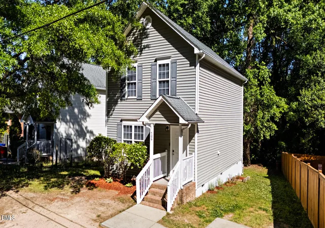 Photo 2 of Single family home for sale at 706 Brye St, Durham, NC 27703 | MLS# 10163653 | Listing updated on 2026-08-29