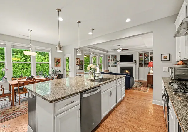 4th image of 306 Papyrus Pl, Hillsborough, NC 27278 | MLS# 10163776