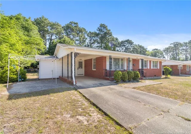 2nd image of 1921 Wyatt St, Fayetteville, NC 28304 | MLS# 761279