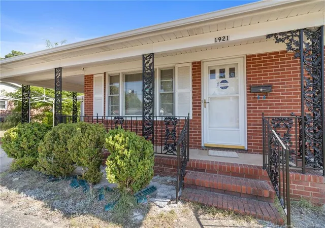 Photo 4 of Single family home for sale at 1921 Wyatt St, Fayetteville, NC 28304 | MLS# 761279 | Listing updated on 2026-07-18