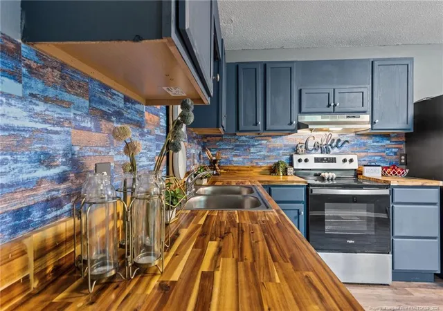 Photo 3 of Single family home for sale at 2633 Dumbarton Rd, Fayetteville, NC 28306 | MLS# 761706 | Listing updated on 2026-08-02