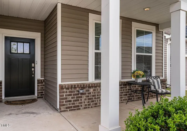 Photo 4 of Single family home for sale at 1242 Underbrush Dr, Durham, NC 27703 | MLS# 10171597 | Listing updated on 2026-09-14