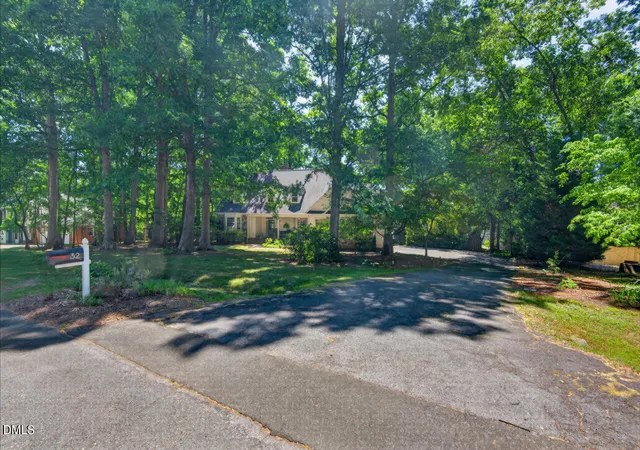 3rd image of 32 Chippers Wy, Durham, NC 27705 | MLS# 10172245
