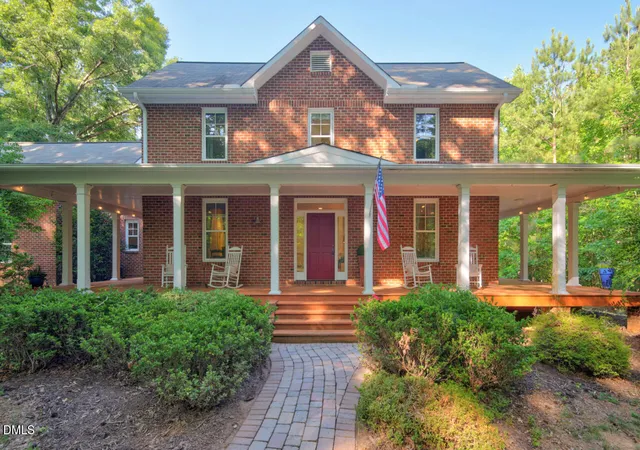 Photo 2 of Single family home for sale at 417 Grand Oak Dr, Hillsborough, NC 27278 | MLS# 10179341 | Listing updated on 2026-10-01