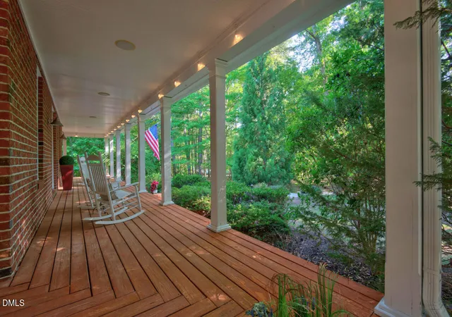 Photo 4 of Single family home for sale at 417 Grand Oak Dr, Hillsborough, NC 27278 | MLS# 10179341 | Listing updated on 2026-10-01