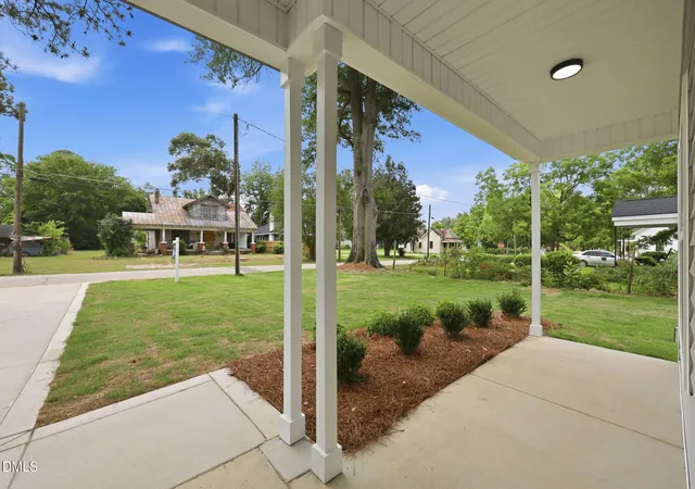 Homes for sale in Dunn, NC | 306 S Washington Ave, Dunn, NC 28334 | MLS# 10169645
