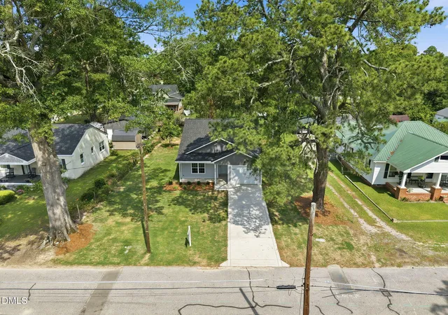 Homes for sale in Dunn, NC | 306 S Washington Ave, Dunn, NC 28334 | MLS# 10169645