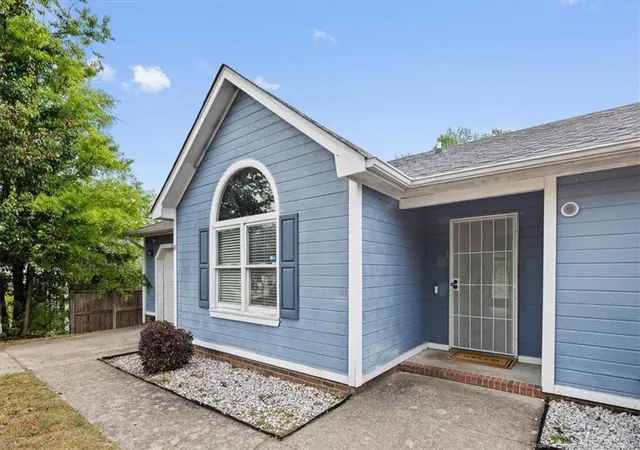 3rd image of 1603 Winnabow Dr, Fayetteville, NC 28304 | MLS# 761707