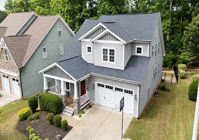 Photo 3 of Sale Pending at 428 Skybluff Cir, Fuquay Varina, NC 27526 | MLS# 10164009 | Listing updated on 2026-07-18