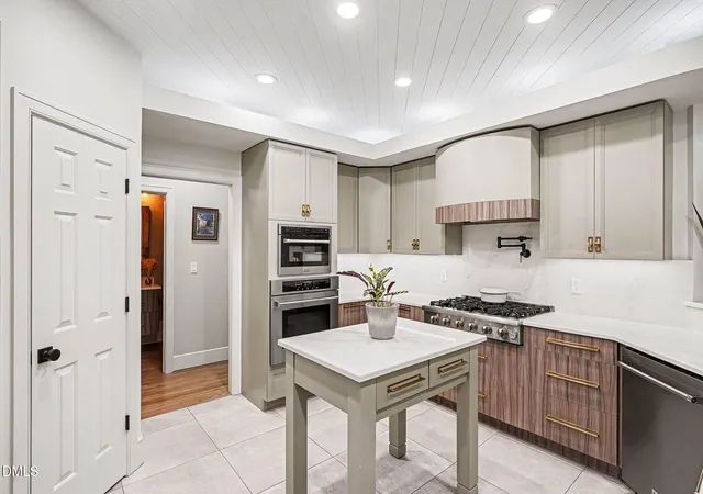 2nd image of 101 Charleston Dr, Clayton, NC 27527 | MLS# 10164103