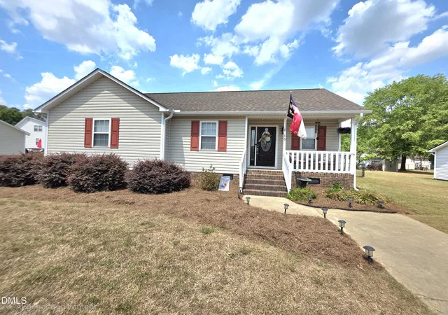 Homes for sale in Benson, NC | 19 Atlantic Ave, Benson, NC 27504 | MLS# 10163976