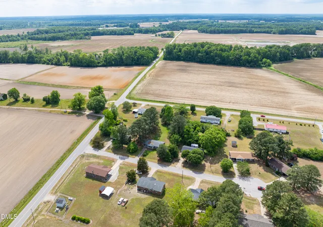 4th image of 10452 Village Hts, Whitakers, NC 27891 | MLS# 10164373