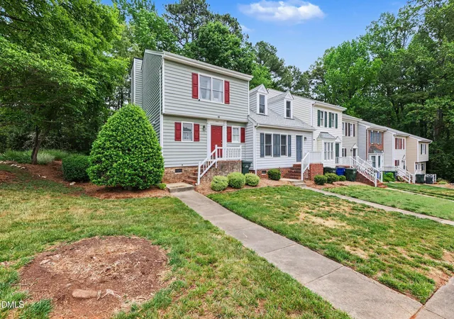 Photo 2 of Townhouse for sale at 4134 Kaplan Dr, Raleigh, NC 27606 | MLS# 10163992 | Listing updated on 2026-08-31