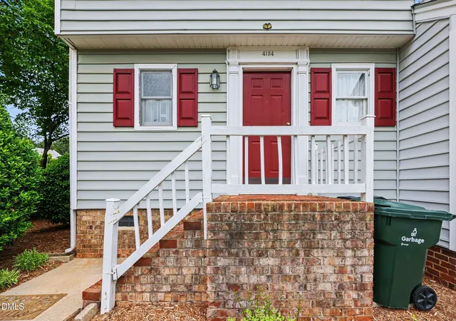 Photo 3 of Townhouse for sale at 4134 Kaplan Dr, Raleigh, NC 27606 | MLS# 10163992 | Listing updated on 2026-08-31