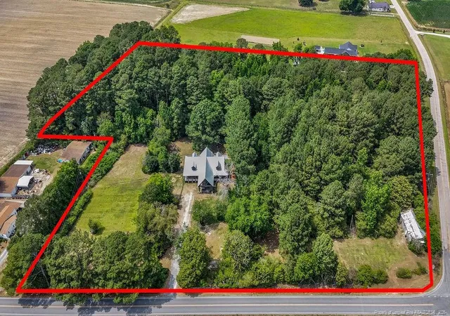 Homes for sale in Autryville, NC | 4119 Minnie Hall Rd, Autryville, NC 28318 | MLS# 761463