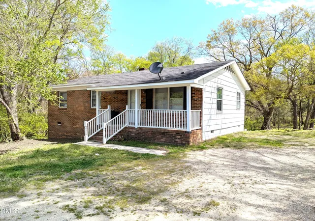 Homes for sale in Louisburg, NC | 100 Bullock Dr, Louisburg, NC 27549 | MLS# 10164551