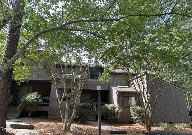 Photo 1 of Sale Pending at 73 Fernwood Ln, Chapel Hill, NC 27516 | MLS# 10164474 | Listing updated on 2026-08-17