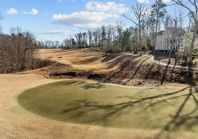 5th image of 15 Golfers Ridge Ct, Chapel Hill, NC 27517 | MLS# 10164180