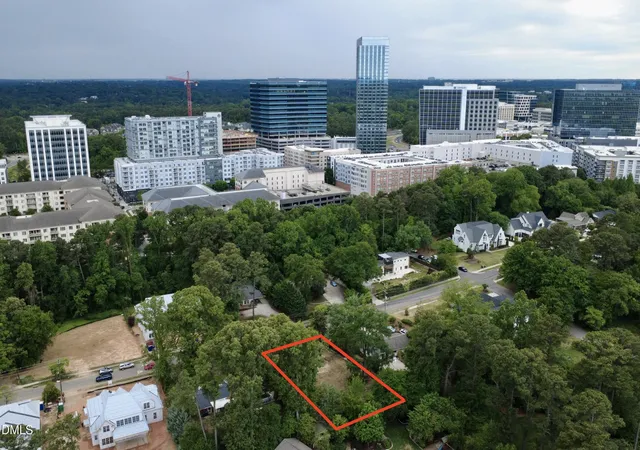 3rd image of 213 Dartmouth Rd, Raleigh, NC 27609 | MLS# 10164322