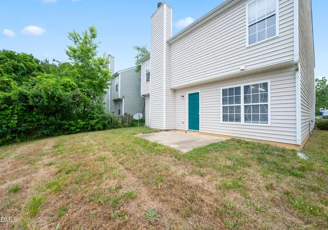 Photo 3 of Sale Pending at 1532 Pebble Ridge Dr, Raleigh, NC 27610 | MLS# 10164550 | Listing updated on 2026-09-22