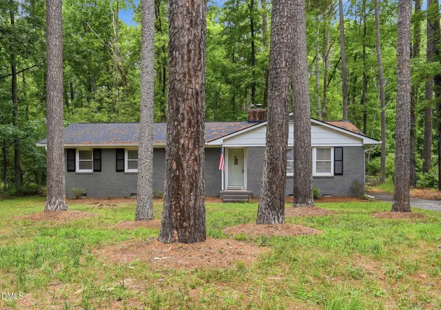 2nd image of 4012 Hillgrand Dr, Durham, NC 27705 | MLS# 10167881