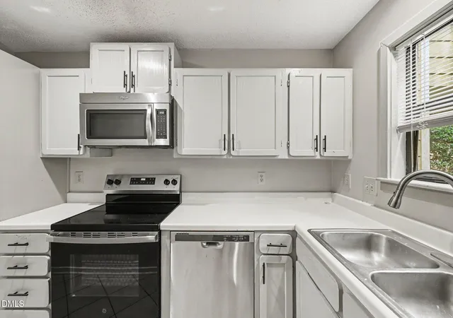 Photo 3 of Townhouse for sale at 314 Cedarwood Ln, Carrboro, NC 27510 | MLS# 10170496 | Listing updated on 2026-08-20