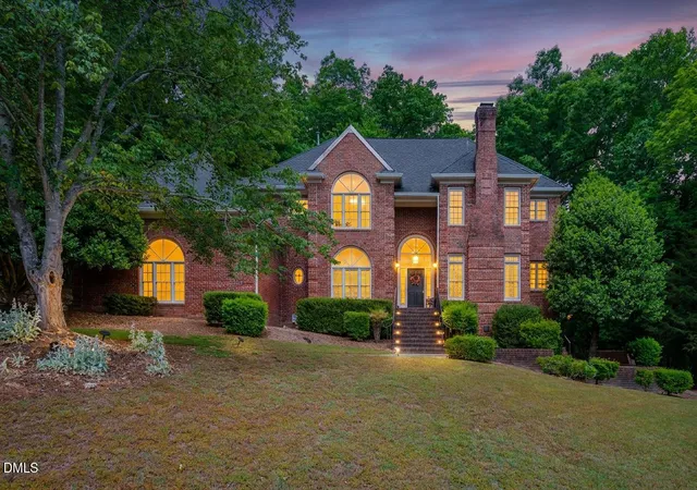 2nd image of 10234 Governors Dr, Chapel Hill, NC 27517 | MLS# 10164618