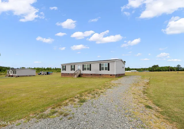 Homes for sale in Kenly, NC | 2890 Junior Rd, Kenly, NC 27542 | MLS# 10164601