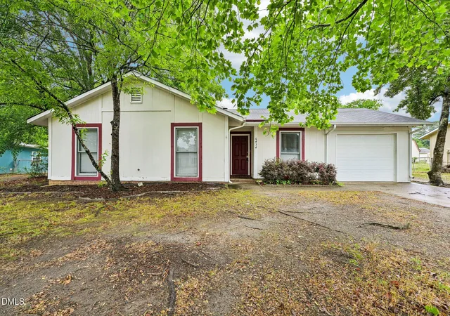 1st image of 6434 Rannock Dr, Fayetteville, NC 28304 | MLS# 10166160