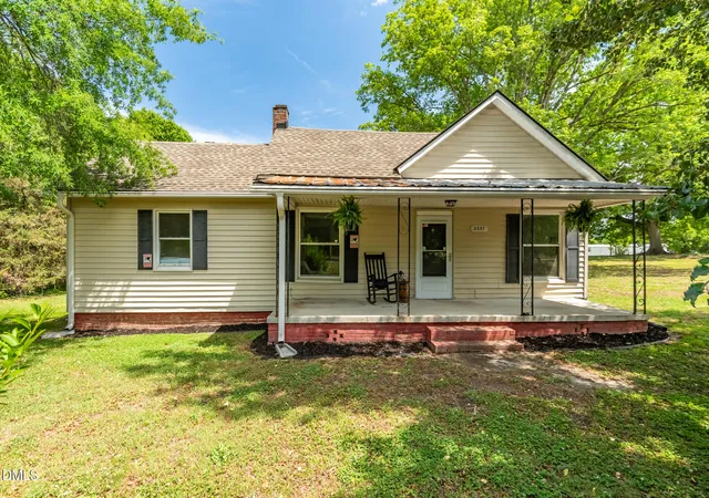Homes for sale in Burlington, NC | 2357 Baynes Rd, Burlington, NC 27217 | MLS# 10164544