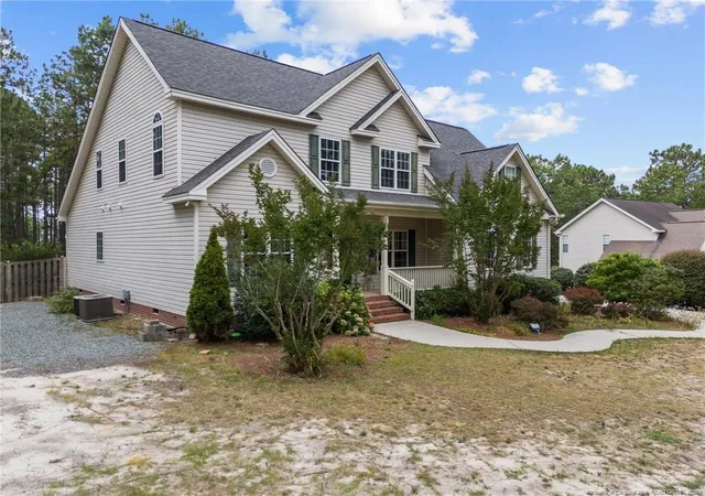 Photo 3 of Single family home for sale at 1316 Devonshire Trl, Aberdeen, NC 28315 | MLS# 761360 | Listing updated on 2026-08-31